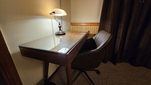 Interior - SIngle Executive Suite (Laurium)