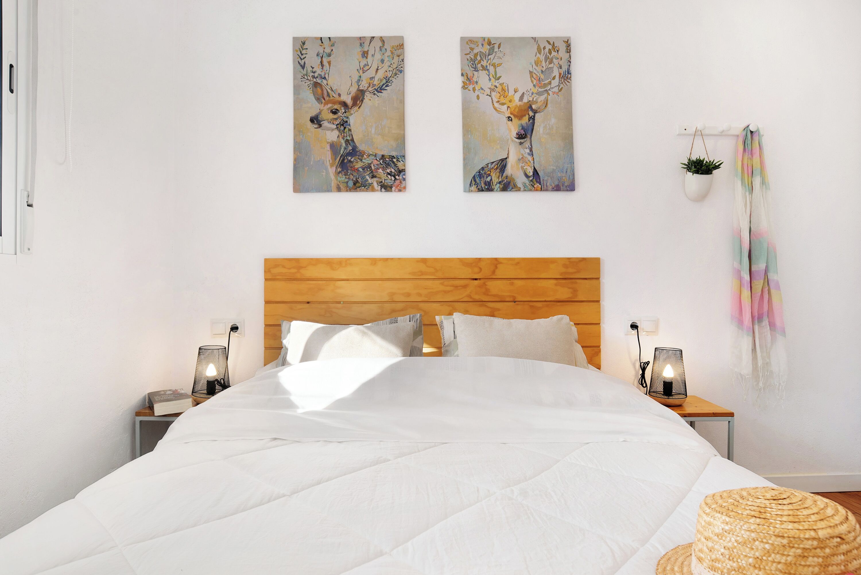 1 slaapkamer, een strijkplank/strijkijzer, gratis wifi, beddengoed