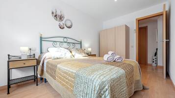 2 bedrooms, free WiFi, bed sheets