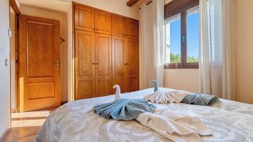 4 chambres, fer et planche Ă repasser, Wi-Fi gratuit, draps fournis