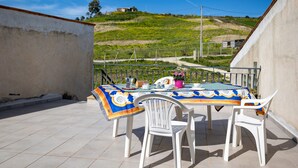 Unclassified image, 5 of 19, button - Vacation Home "La Mansarda Sul Verde" with 2 Private Terraces & Wi-Fi (Sciacca AG)