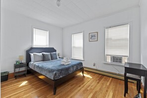 3 Schlafzimmer, Schreibtisch, WLAN, Bettwäsche