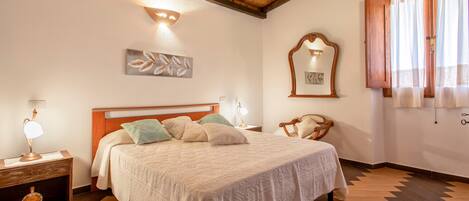 2 chambres, accĂšs au Wi-Fi (inclus), literie fournie