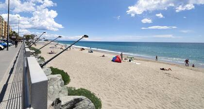 Apartment 'Perla Marina Savona' with Sea View, Wi-Fi and Air Conditioning