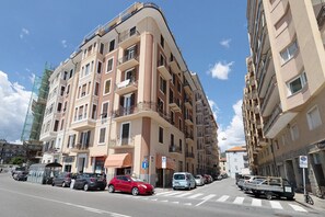 Exterior - Perla Marina Savona Apartment with Sea View, Wi-Fi and Air Conditioning (Savona)