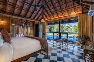 Lily Pad 5 Bedroom | 5 bedrooms, iron/ironing board, free WiFi