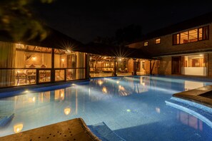 Lily Pad 5 Bedroom | 5 bedrooms, iron/ironing board, free WiFi - Amã Stays & Trails Lily Pad , Kumarakom (Kottayam)
