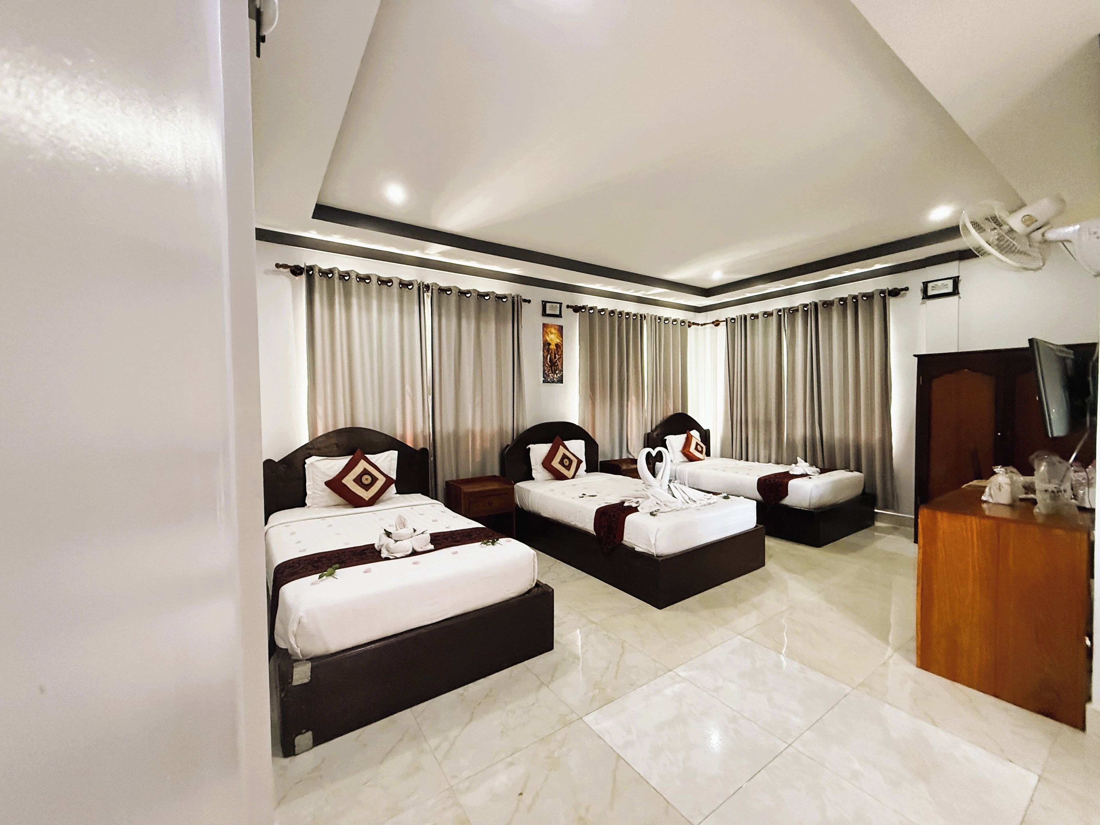 Foto - Golden Bakong Boutique