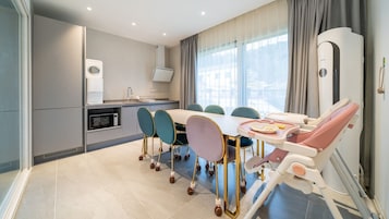Basic Room, 2 Bedrooms (PINE2)