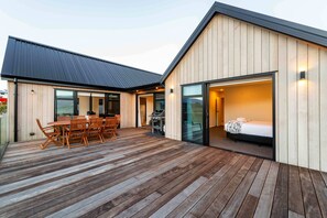 4 sovrum, strykjärn/strykbräda, wi-fi och sängkläder