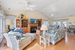 TV - "Almost Heaven" Is a 4 Bedroom, 3 Bathroom Home with a Community Pool! (Holden Beach)