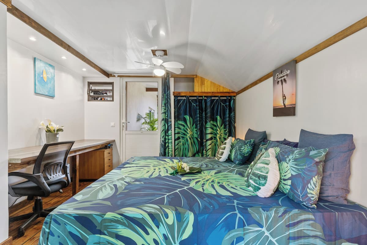 Deluxe Villa | 4 bedrooms, iron/ironing board, free WiFi, bed sheets