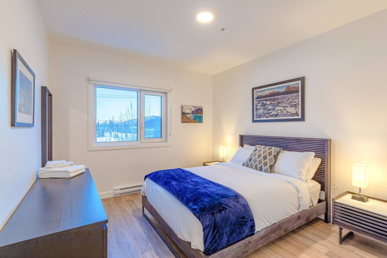 2 slaapkamers, een strijkplank/strijkijzer, wifi, beddengoed