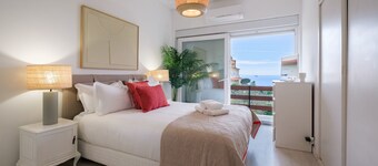 Seascape Apartment Unit 1 by Portugal Portfolio