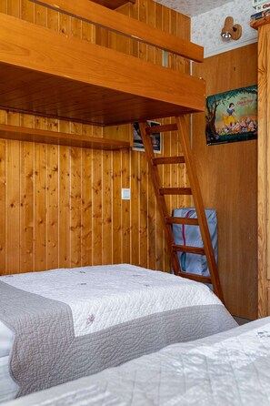 1 quarto