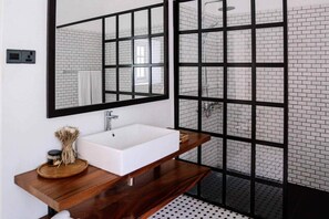 Junior Suite | Bathroom