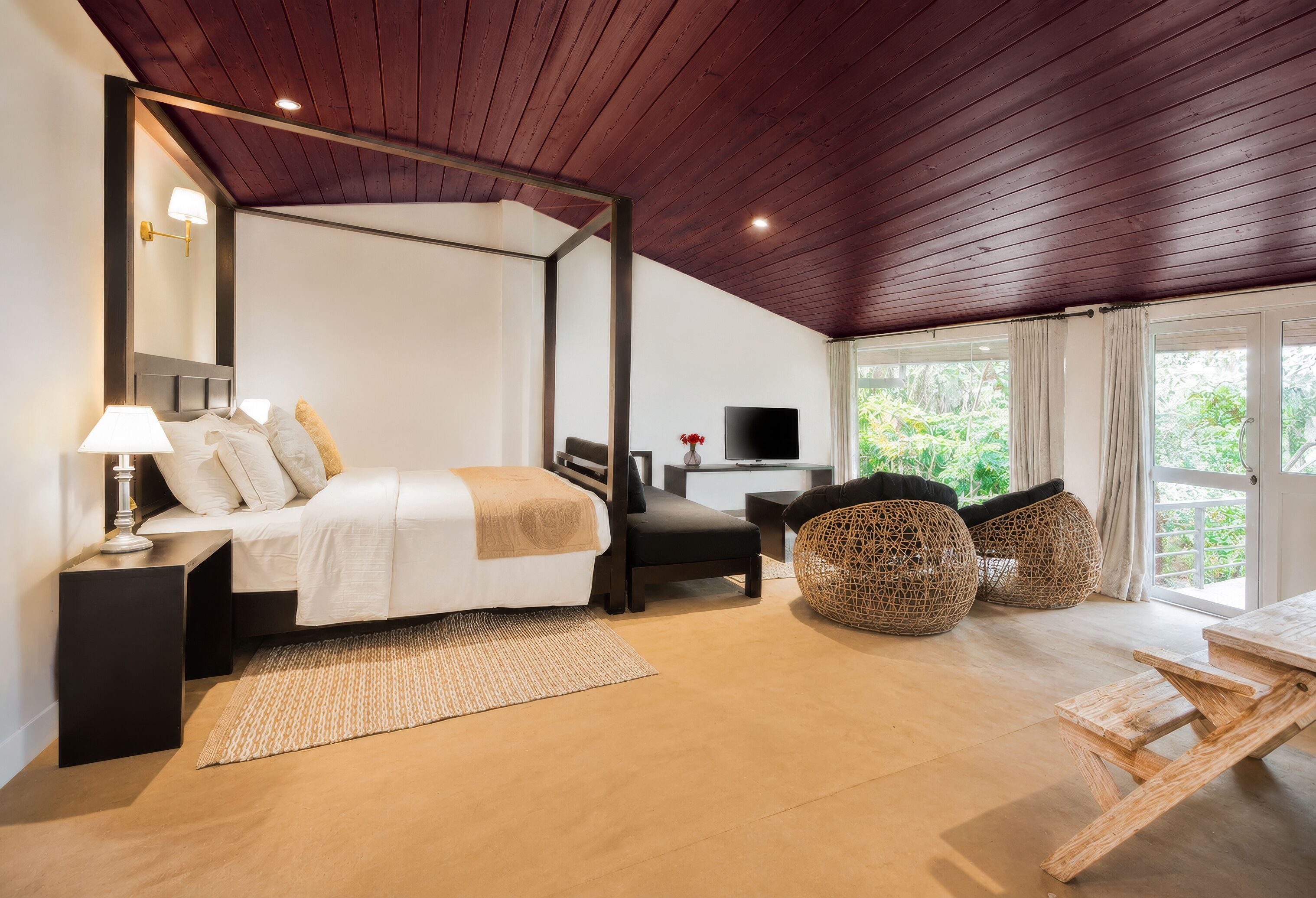Estudio de lujo | Edredones de plumas, colchones con acolchado adicional, minibar