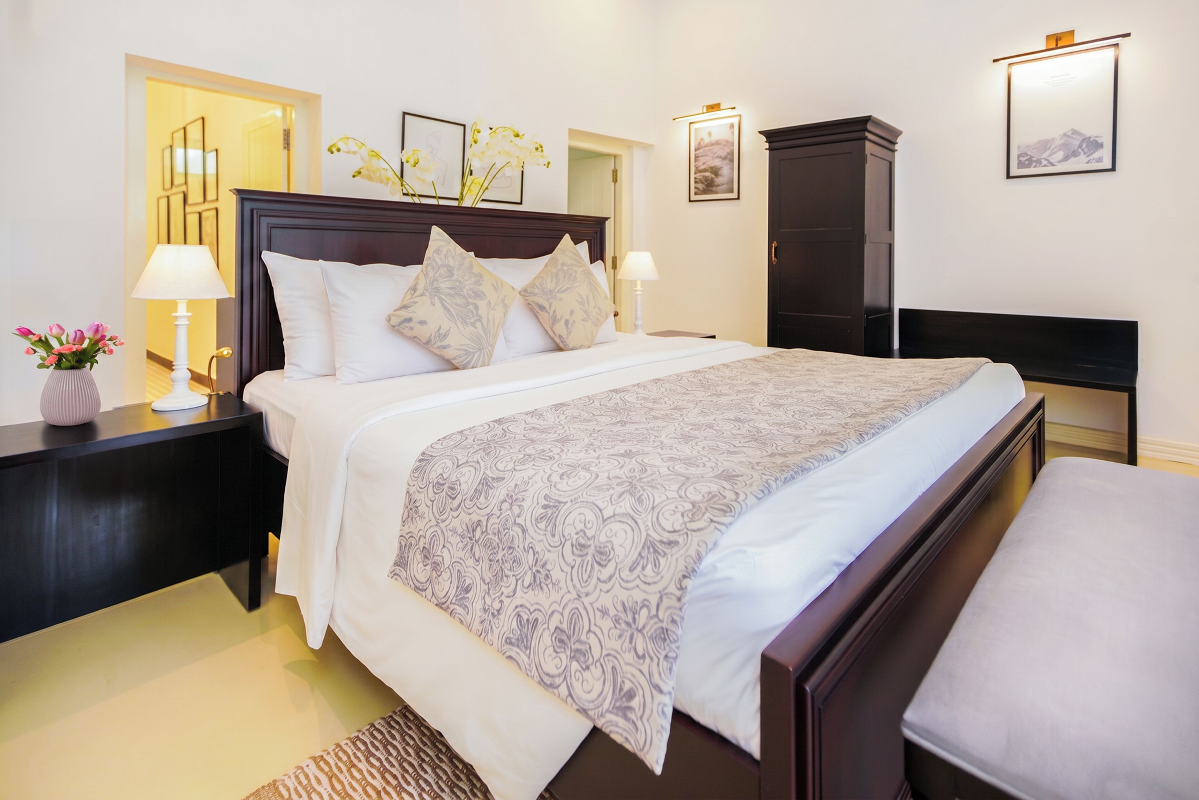 Suite familiar | Edredones de plumas, colchones con acolchado adicional, minibar