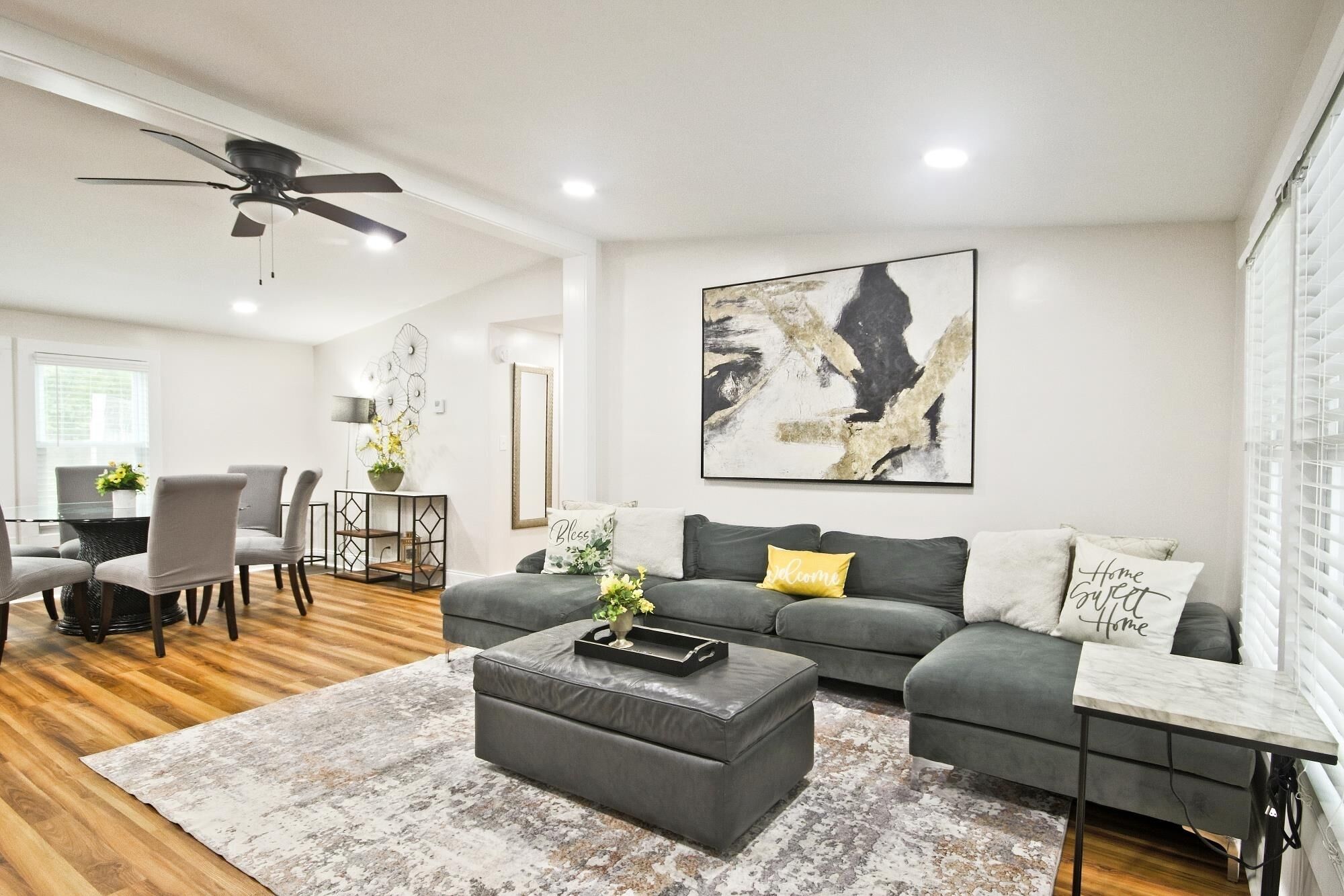 リビング エリア