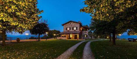 Villa | 6 Schlafzimmer