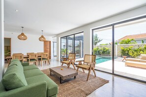 Premium Villa | Living area | 32-inch Smart TV with cable channels - Terrace B3 Villa by Betterplace (Canggu)