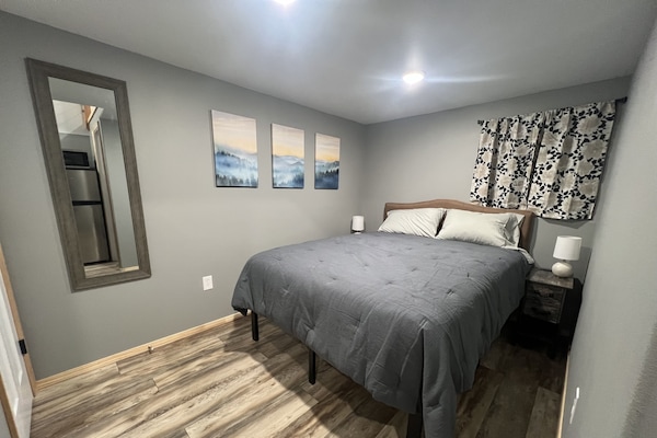 2 bedrooms, WiFi, bed sheets