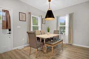 Dining - Near Park Circle, Downtown, & Beaches | Pool Table (Hanahan)