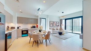 Apartment, 2 Bedrooms, Pool Access | Living area