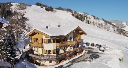 Apartment by the ski slope with sunny terrace