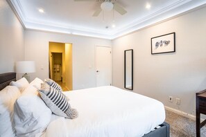 2 chambres, fer et planche Ă repasser, Wi-Fi, draps fournis