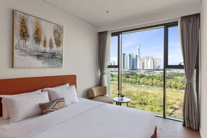 Suite – president, 2 soverom, Club Lounge-tilgang, byutsikt | Sengetøy i egyptisk bomull, sengetøy av topp kvalitet og dundyner