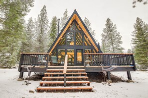 Exterior - Stunning A-Frame Cabin, Steps to Clark Fork River (St Regis)