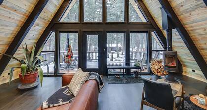 Stunning A-Frame Cabin, Steps to Clark Fork River