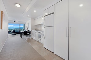 Apartment, 1 Bedroom | Private kitchen