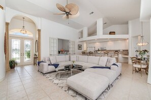 TV, stereo - Villa Bonaire: Tranquil Escape w/ Pool & BBQ (Cape Coral)