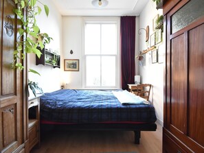 3 chambres, accès à Internet
