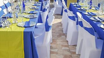 Espace banquet en plein air