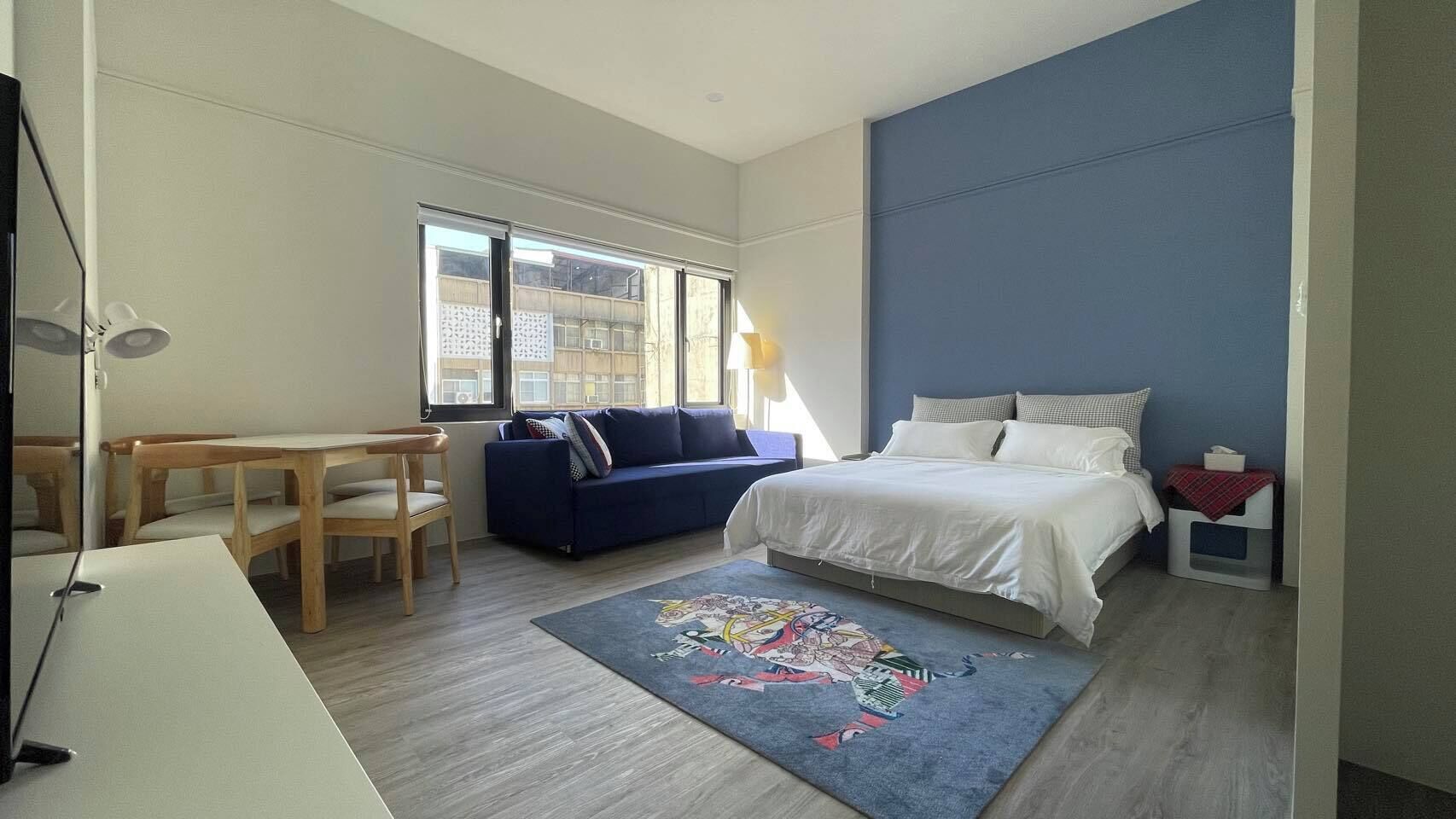 Design Townhome, City View | Free WiFi