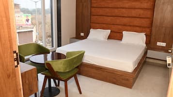 Deluxe Room | 1 bedroom, individually furnished, free WiFi