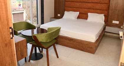 Hotel Govardhan Inn