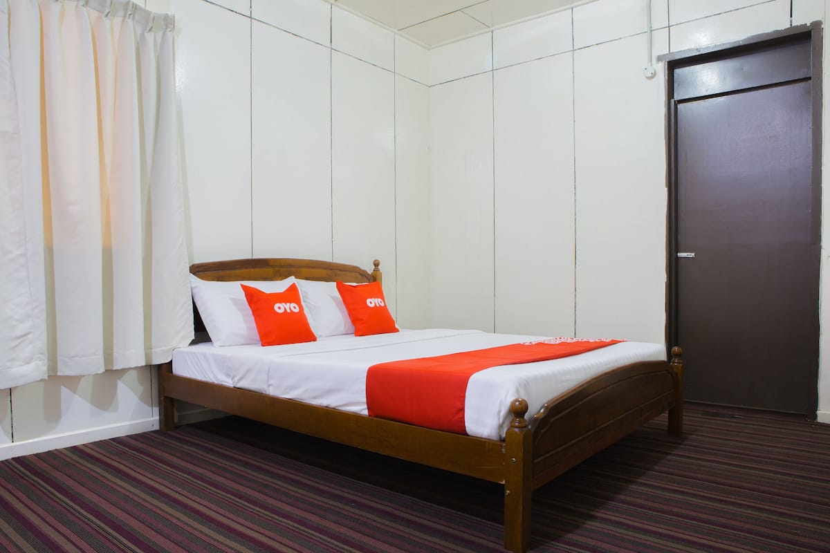 Kamar Double Deluks | Ruang kerja ramah laptop, Wi-Fi gratis, dan seprai linen