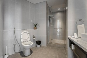 Bathroom - Damac Maison Prive Business Bay (Dubai)