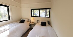 Basic Cabin, 2 Bedrooms