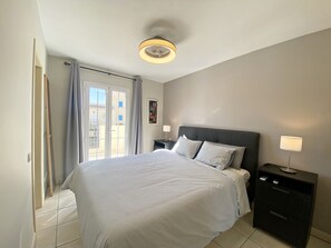 2 bedrooms, iron/ironing board, free WiFi, bed sheets - LC 43 - Holiday rental near the beach (Vera playa)