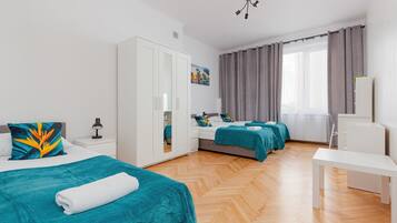 Apartment, 1 Bedroom, 2 Bathrooms | 1 bedroom, bed sheets