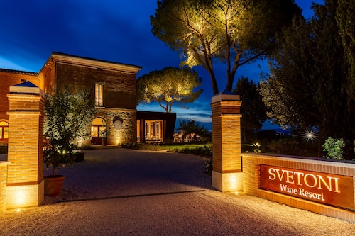 Villa Svetoni Wine Resort
