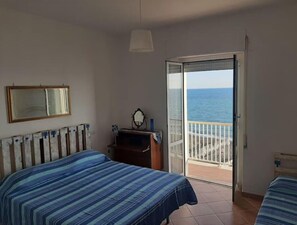 1 camera, Wi-Fi, lenzuola