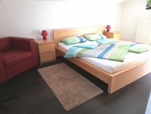 3 Schlafzimmer, Internetzugang, Bettwäsche