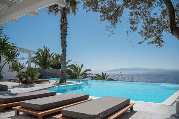Pool - Sanarte villa 3, 4br w/private pool and sea view! (Mykonos)