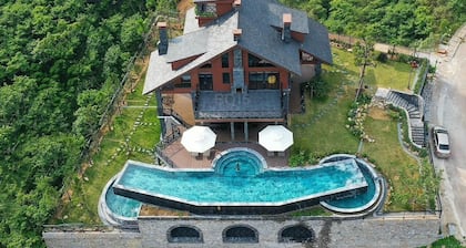 Villa 5 sao tiện nghi, bể bơi, sân golf, cách Hà Nội 50 phút di chuyển,